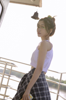 男神插曲女生的视频完整bd